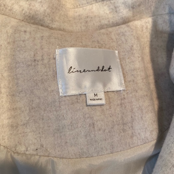 Line&Dot Heavy Shacket - Picture 3 of 7